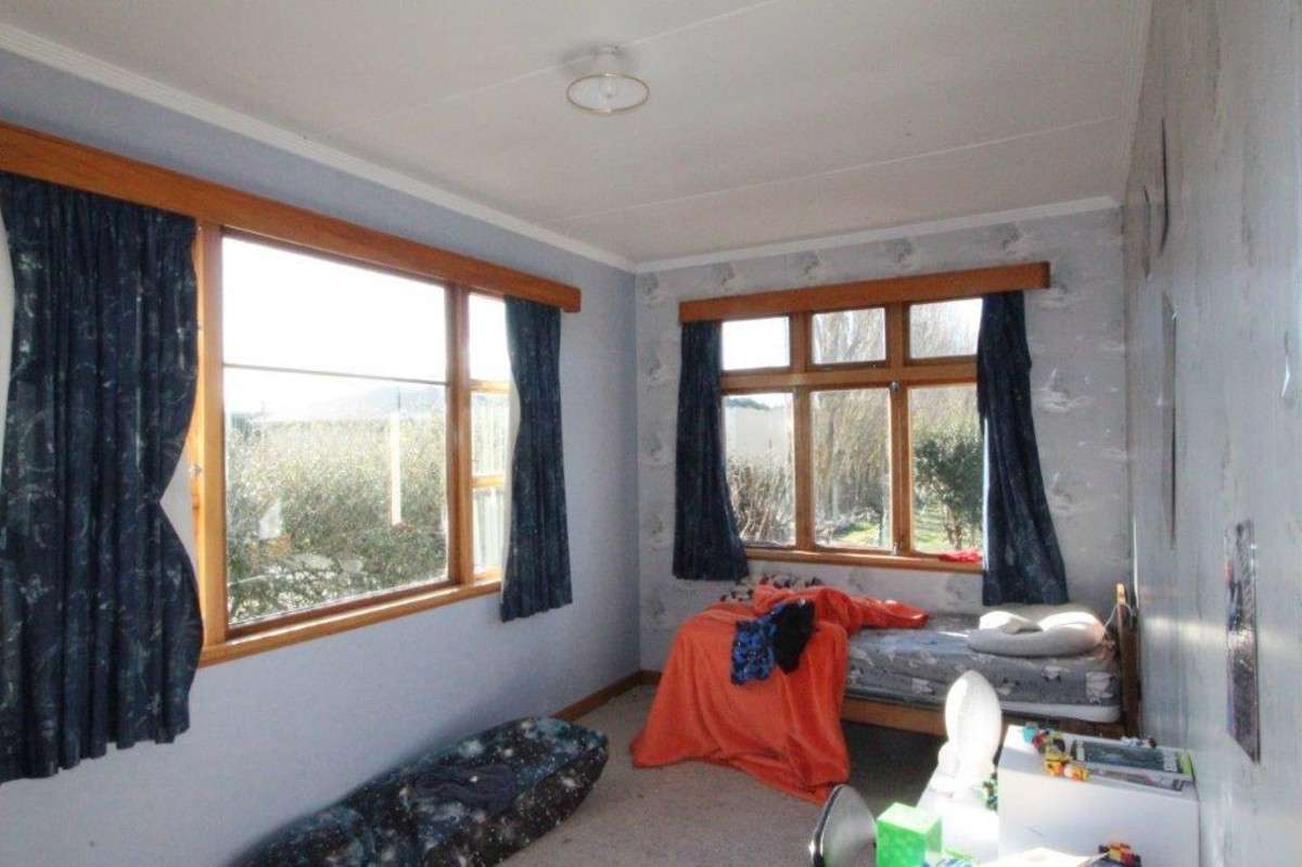 4 Holmes Street Mossburn Southland Houses for Sale One Roof