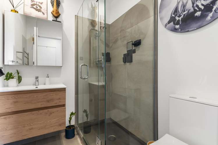 602/1817 Great North Road Avondale_10