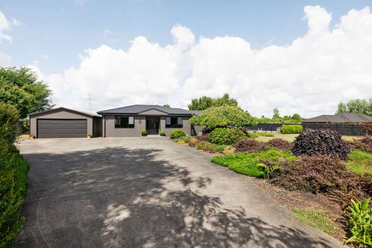 9 Shadbolt Drive Leamington_30