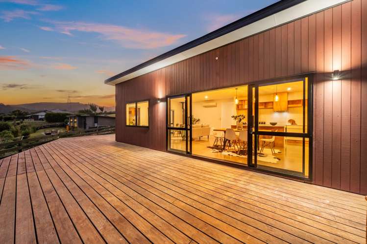 47 Percy Kinsman Crescent Riverstone Terraces_26