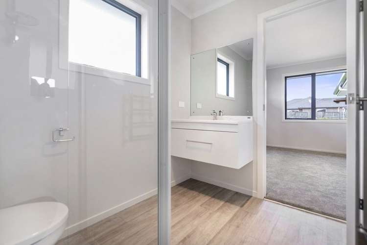 14 Twain Crescent Owhata_6