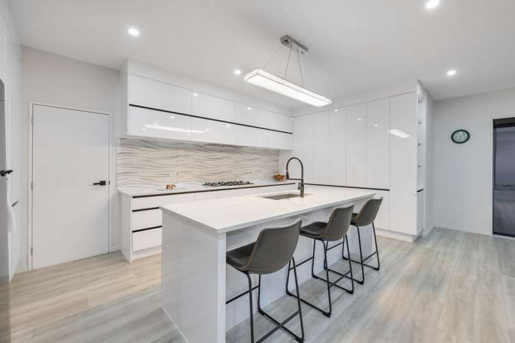 40 Nightingale Road Flat Bush_9