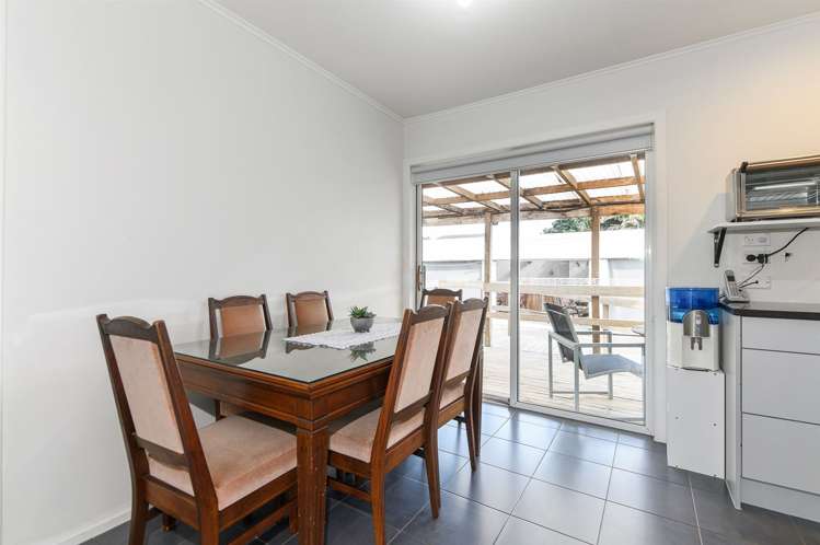 65 Beach Road Te Atatu Peninsula_15