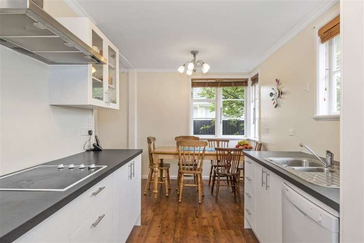 93 Springs Road Hornby_4