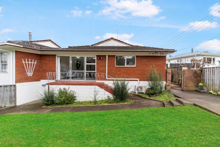 2/1 Ribblesdale Road Henderson_13