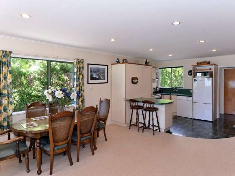 21 The Parade Okiwi Bay_11