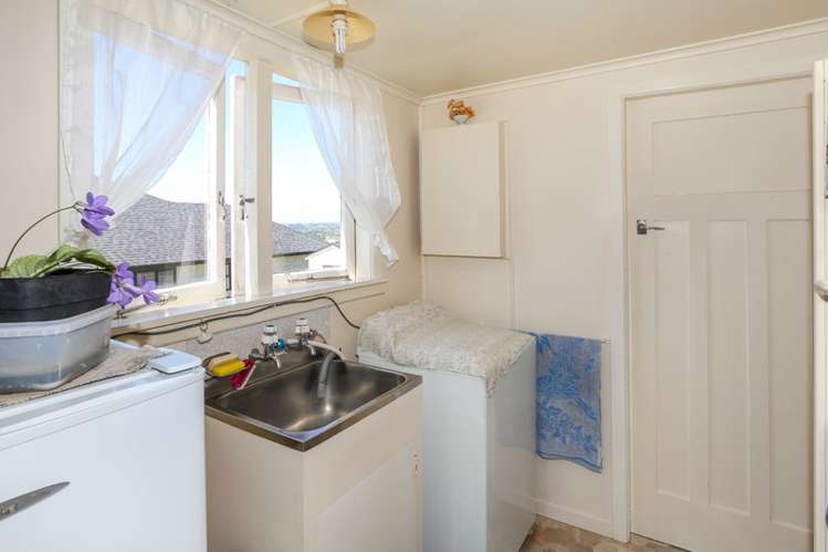 353 Upper Queen Street Pukekohe_17