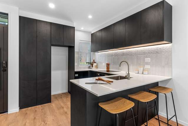 3/15 Donald Place Merivale_3