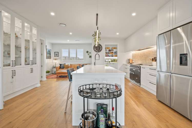 62 Carnaveron Drive Lincoln_4