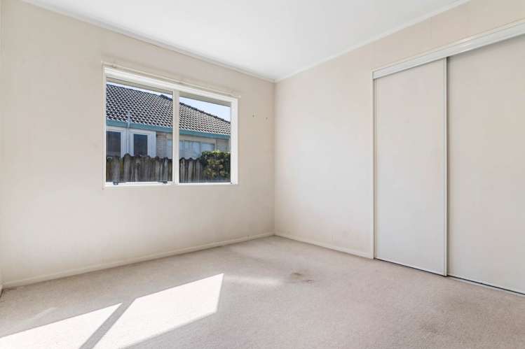 2/12 Astoria Place Northpark_2