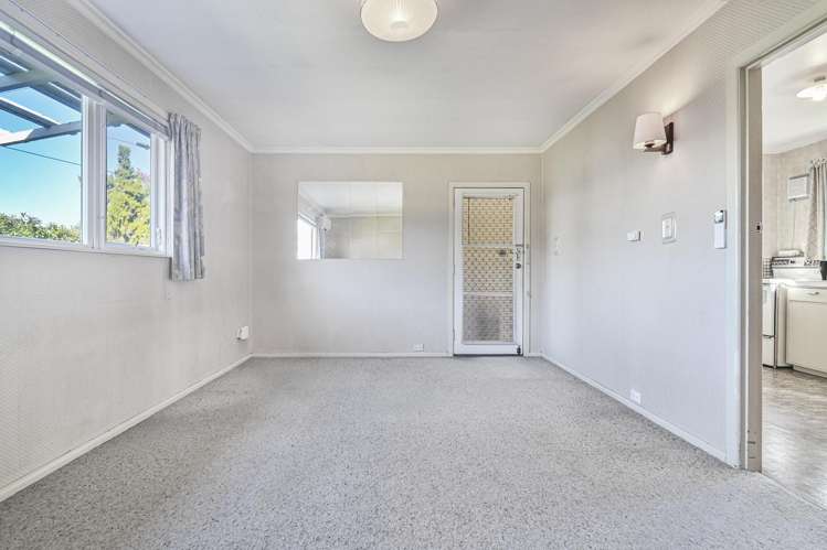 2/622 Nelson Street North_4