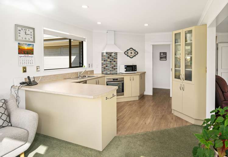 330 Suffolk Road Stoke_5