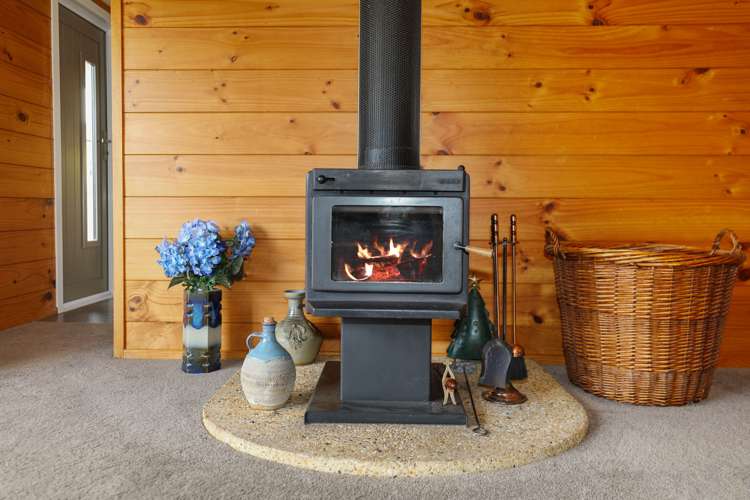 19 Wharewaka Road Wharewaka_8