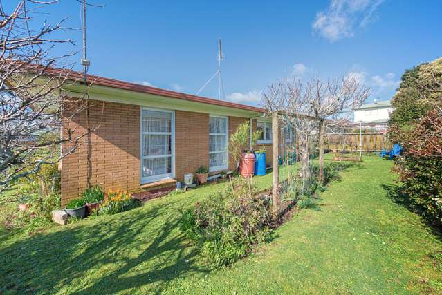 2/193 Queen Street Pukekohe_4