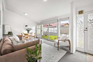 1/16 Otakau Road_1