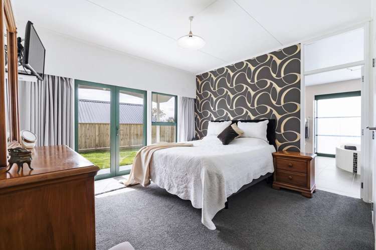 13 Onslow Place Merrilands_8