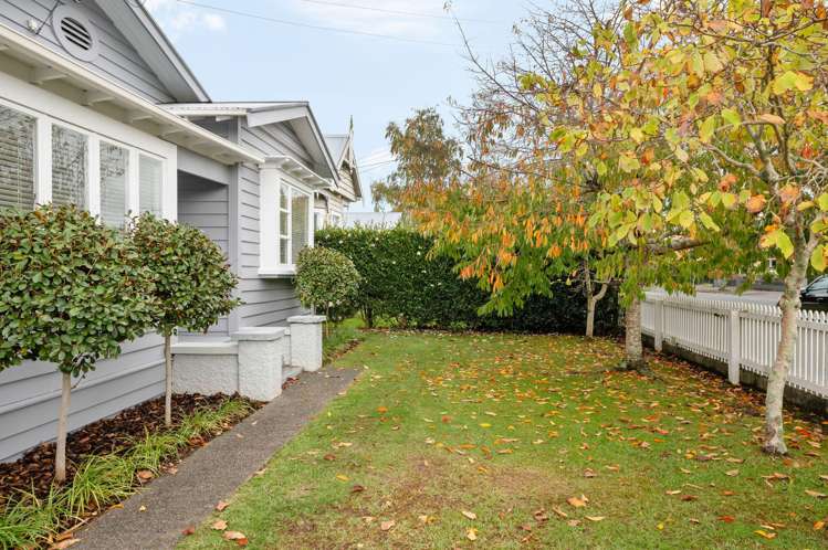 80 Cook Street Hamilton East_1