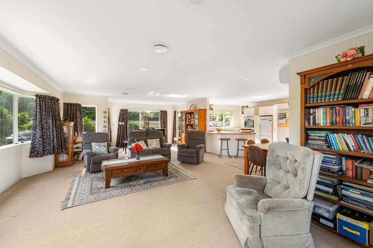 8 Kimbolton Road Feilding_24