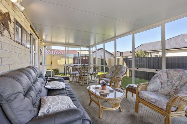 2/17 Nyoli Street_5