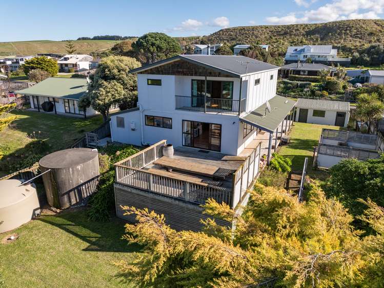 3 Tamarisk Drive Riversdale Beach_0