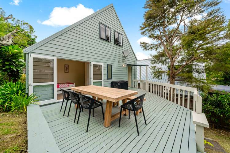 1/6 Theodora Place Mairangi Bay_15