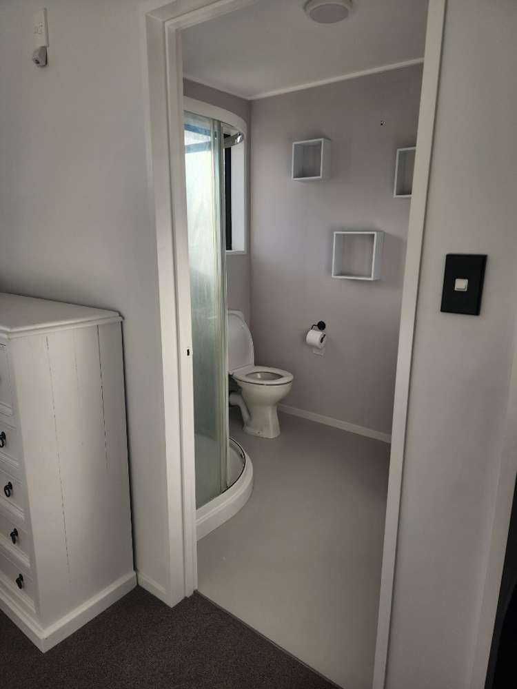 5 Raeburn Place Gore_4