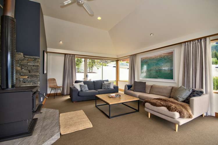 40 Greenstone Place Fernhill/Sunshine Bay_7