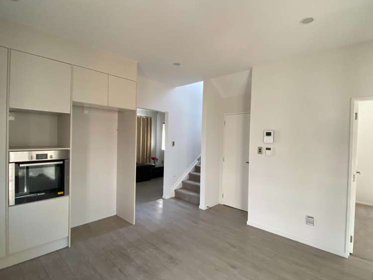 4 Calcite Avenue Flat Bush_7