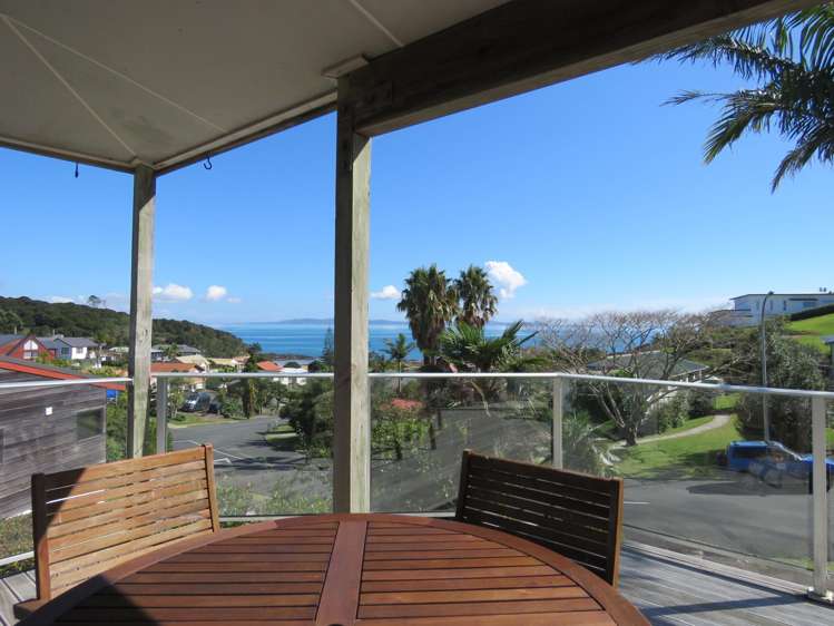 5 Dudley Crescent Cable Bay_11