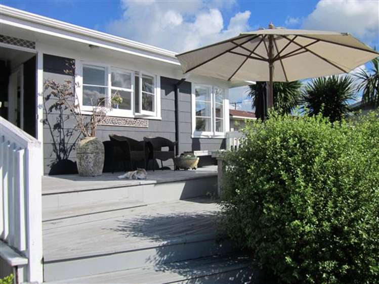 19 Johnston Street Waihi_15
