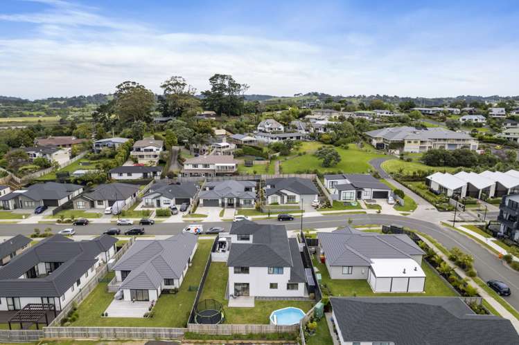 70 Symes Drive Red Beach_18