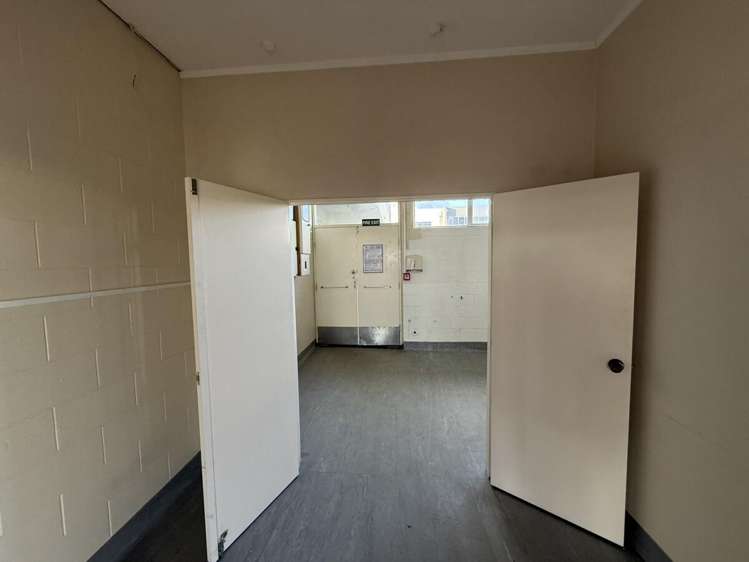 268 Devon Street East New Plymouth_11