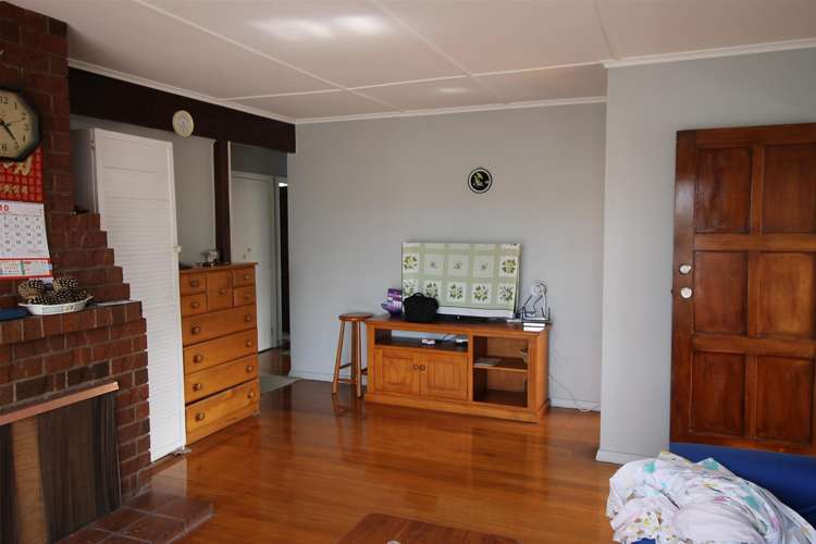 24 Memorial Avenue Mount Roskill_18