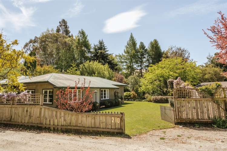 210 Stone Street Wanaka_3