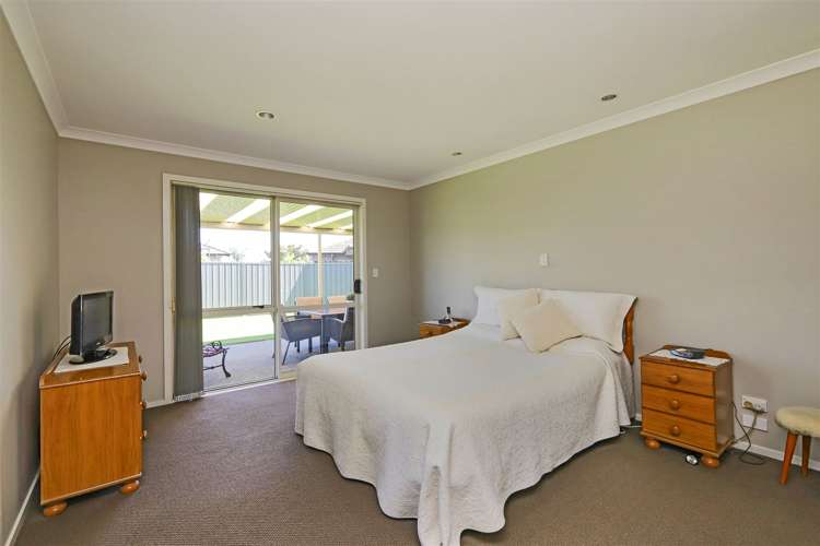 18 Lowry Place Frimley_7