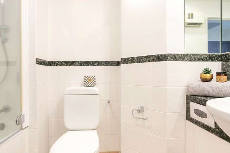 404/100 Greys Avenue City Centre_9