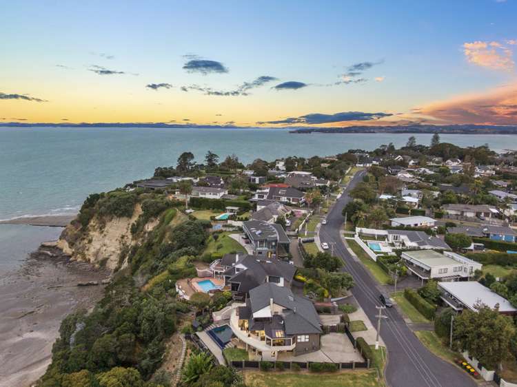 2/285 Bleakhouse Road Eastern Beach_5