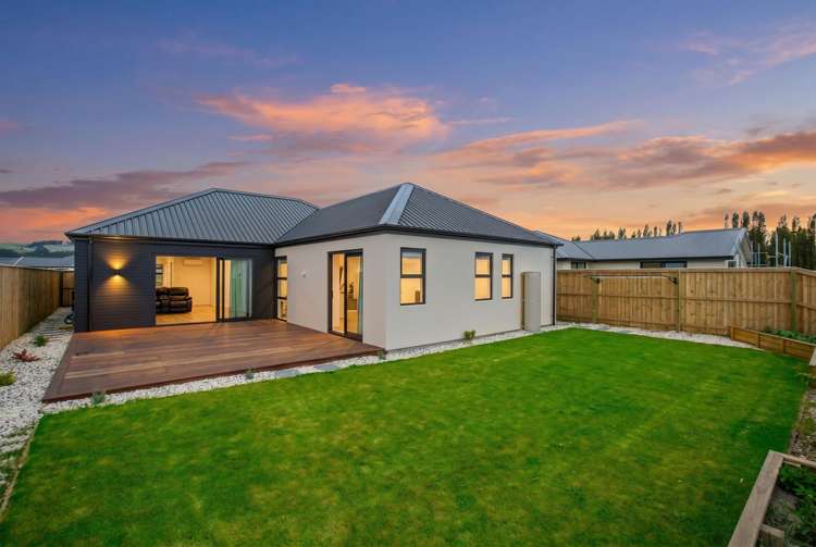 44 River stone Drive Halswell_15