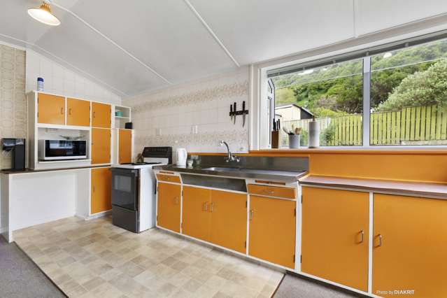 156 Queens Drive Lyall Bay_4