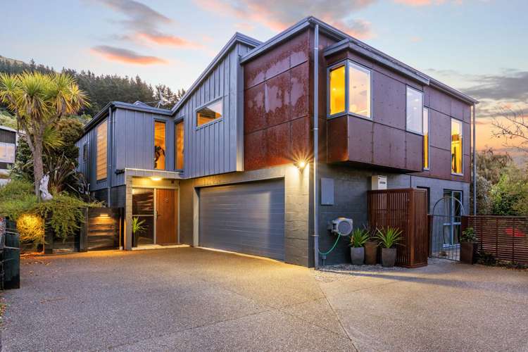 77 Port Hills Road_0