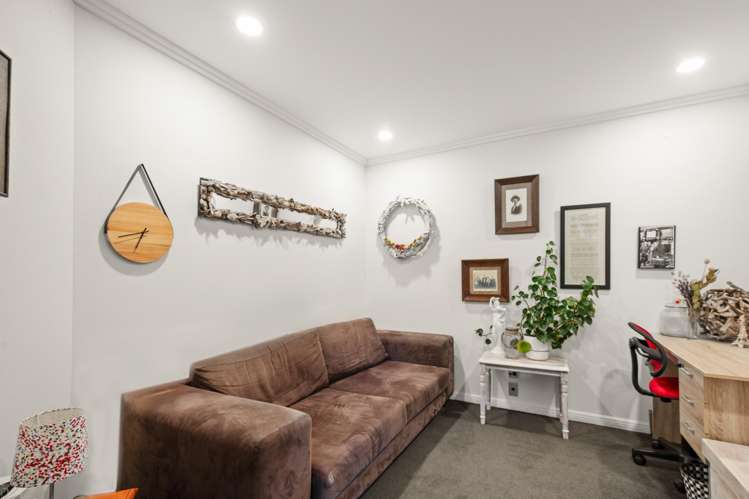 25 Ethereal Crescent Cromwell_17