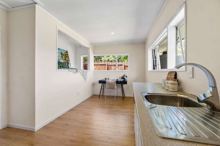 139 Golf Road Titirangi_26