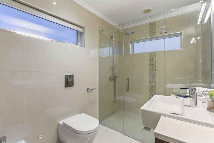 9 Tuatini Place Long Bay_15
