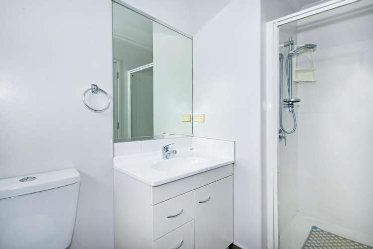 21 Ocean View Rise Ruakaka_9