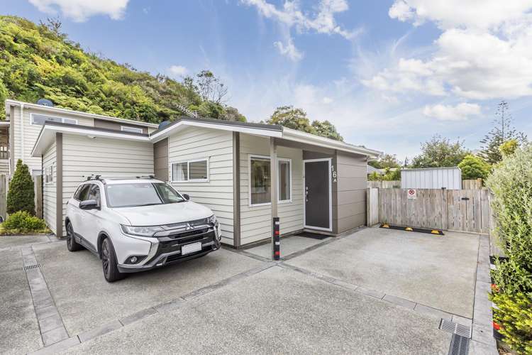 16A Lincoln Avenue_0