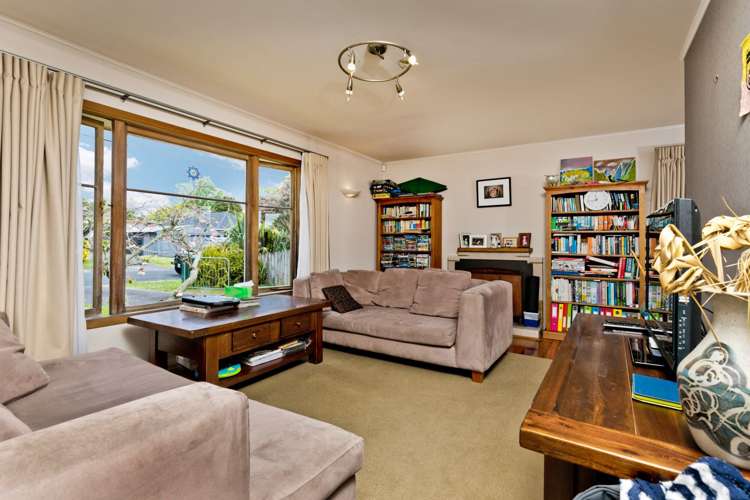18 Ward Crescent Te Atatu Peninsula_10
