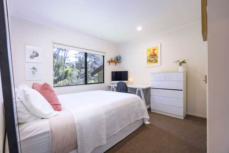 187a Godley Road Titirangi_14