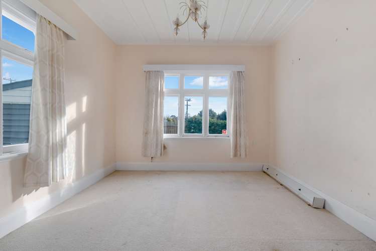 227 Tukapa Street Westown_11