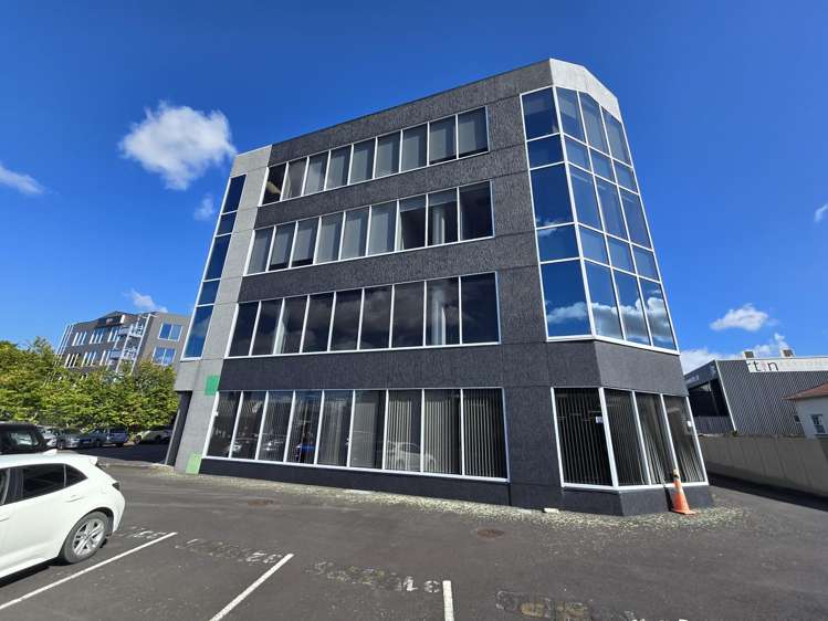 Suite B/2 Kalmia Street Ellerslie_4