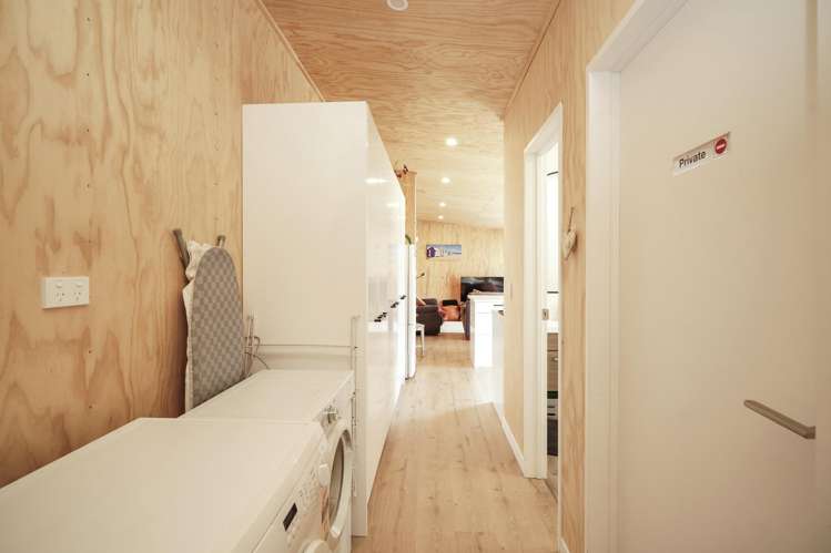 B/25 Morton Street Riverton_13